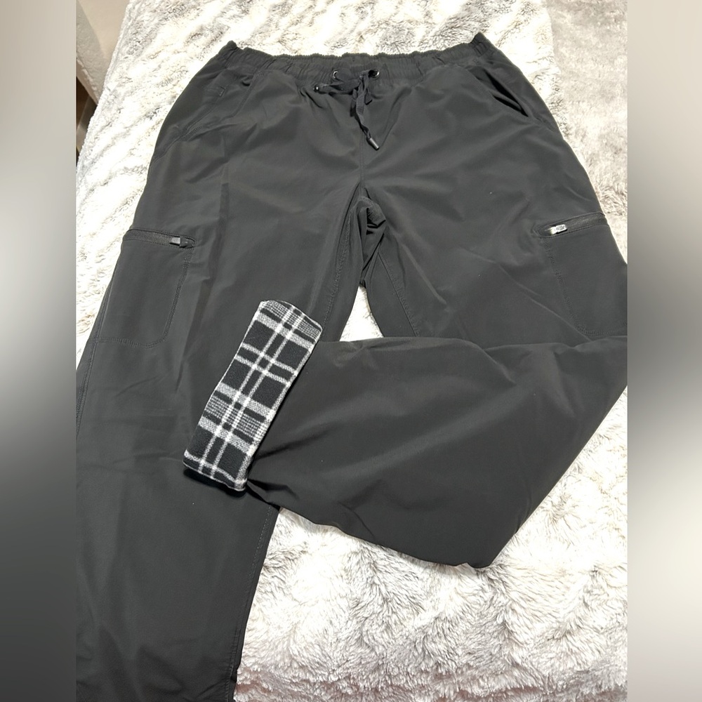 Eddie Bauer boyfriend pull on fleece lined cargo joggers black size 12